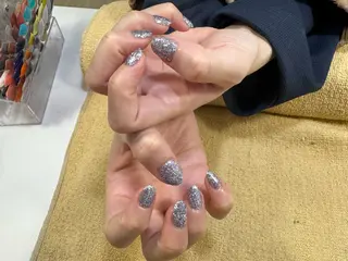 ネイル 黒田 愛理のネイルデザイン