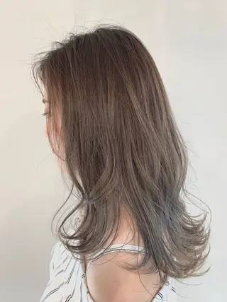 ミディアム カラー パーマ ヘアアレンジ 加藤 綾華のヘアスタイル