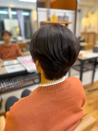ショート カネコ ナナミのヘアスタイル