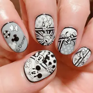 ネイル .Nails Mio 赤羽西ネイルサロンのネイルデザイン