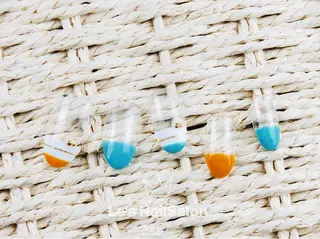 ショート カラー ネイル Lea NAILsalon所属・Le’a NailSalonのネイルデザイン