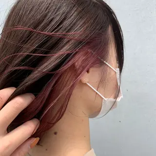 ショート 透明感カラー 金村真子のヘアスタイル