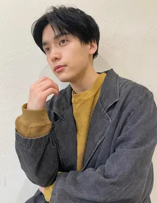 メンズ ブリーチなしWカラー /酸性ストレート河本のヘアスタイル