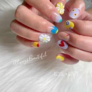 ネイル ROSE・ MARY 鈴木のネイルデザイン