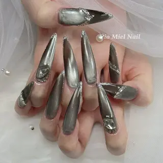 ネイル Pio Mielのネイルデザイン