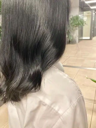 ミディアム Violet所属・三浦 優花のヘアスタイル