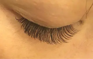 マツエク・マツパ 水 田のマツエク・マツパデザイン