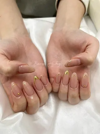 ネイル Bianca🩶 SHIONOのネイルデザイン