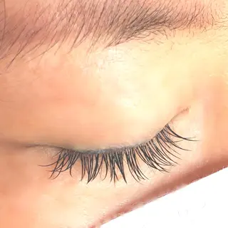 マツエク・マツパ 石田 由紀のネイルデザイン