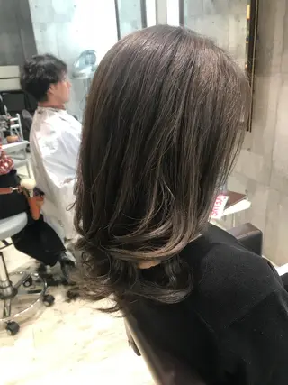 セミロング カラー パーマ ヘアアレンジ メンズ キッズ ネイル マツエク・マツパ MODEK's西宮店 マネージャー神道有基のヘアスタイル