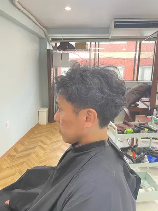 メンズ 艶髪/透明感カラー 山﨑俊輔のヘアスタイル