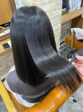 セミロング SALOWIN上野店所属・美髪ヘア 🤍erikaのヘアスタイル