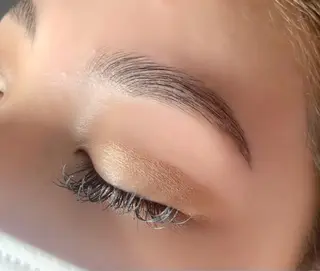 アイブロウ 梅田駅近！半個室 M'sアイブロウの眉毛・アイブロウイメージ