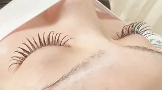 マツエク・マツパ Eyelash Hauoliの眉毛・アイブロウイメージ