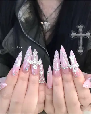 ネイル Lyna 池袋のネイルデザイン