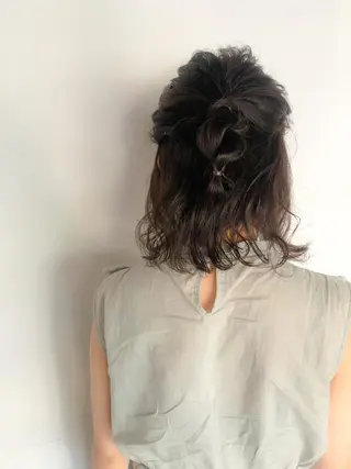 ミディアム カラー パーマ ヘアアレンジ マツエク・マツパ entality lit所属・暖色ボブ 🍊rikakoのヘアスタイル