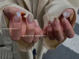 ネイル Lusso Cocoroのネイルデザイン