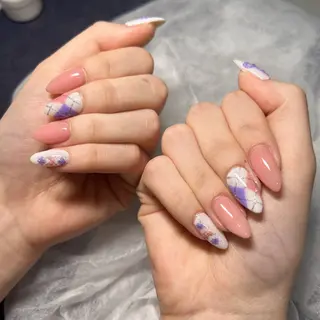 ネイル EmaNail天満橋店所属・EmaNail Risaのネイルデザイン