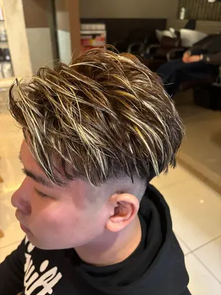 ショート カラー メンズ メッシュ&パーマ特化 🔥山田雄大🔥のヘアスタイル