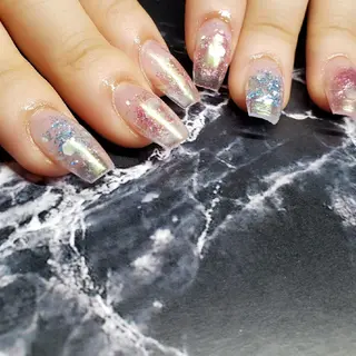 ミディアム ネイル クロキ 。のネイルデザイン