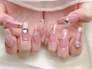 ネイル lucky nail 歌舞伎町のネイルデザイン