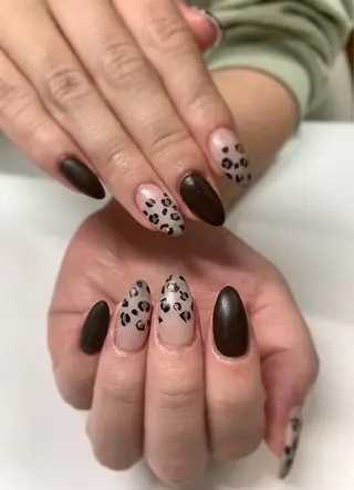 ネイル Lily Roseスタッフ一同のマツエク・マツパデザイン