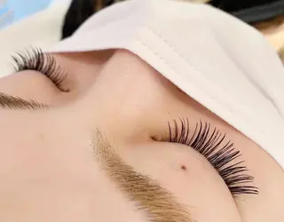 マツエク・マツパ Lucia Stock eyelash salon所属・Lucia 内田のマツエク・マツパデザイン