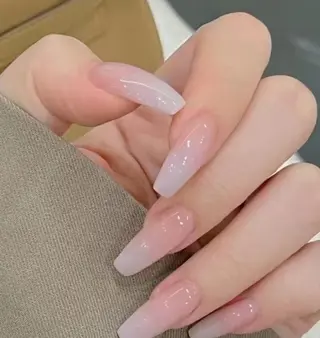 ネイル 高木 維麗絲のネイルデザイン