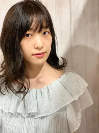 ミディアム 石沢 知康のヘアスタイル