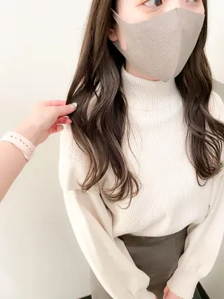ロング カラー ✨カラー支持No.1 🧸ワキ カナコ🧸のヘアスタイル