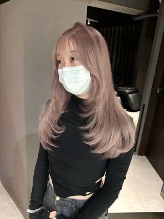 ロング カラー 透明感カラー・レイヤ ー🎀amika🎀のヘアスタイル