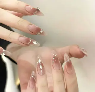 ネイル More Glam渋谷店のネイルデザイン