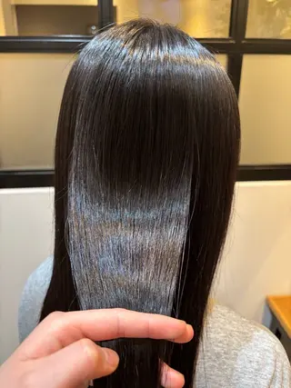 ロング Rika🎀 艶カラー🫧縮毛矯正のヘアスタイル