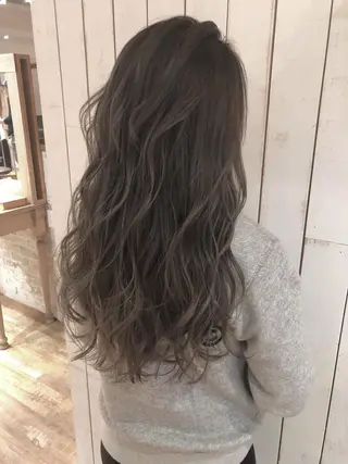 ロング カラー Noe心斎橋所属・Noe心斎橋 堀田 朋宏のヘアスタイル