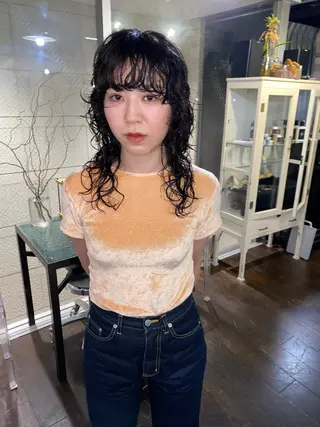 ロング パーマ givet所属・心斎橋/デザインカラ ー/海外風/ナツミのヘアスタイル