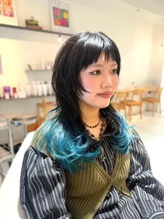 ロング カラー 安永 涼のヘアスタイル