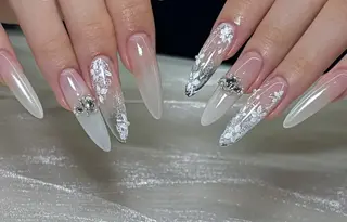 ネイル エ リのネイルデザイン