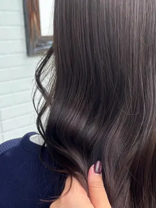 セミロング カラー little garden/樹里のヘアスタイル