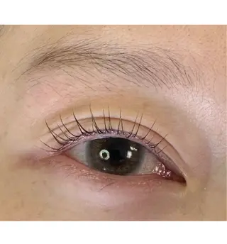マツエク・マツパ Eyelash salon Blanc 西新井店所属・井浦 花菜のマツエク・マツパデザイン
