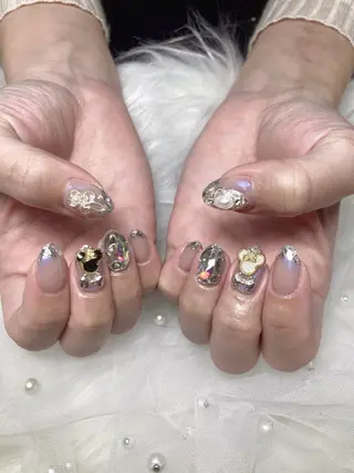 ネイル U·Mi nail salon所属・U·MI 上野御徒町店のネイルデザイン