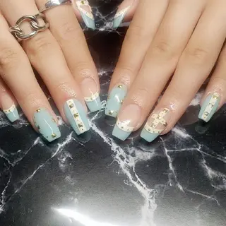 ネイル セミロング クロキ 。のネイルデザイン