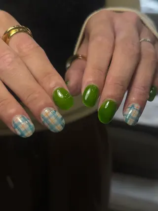 ネイル neouv所属・NEOUV_ mikuのネイルデザイン