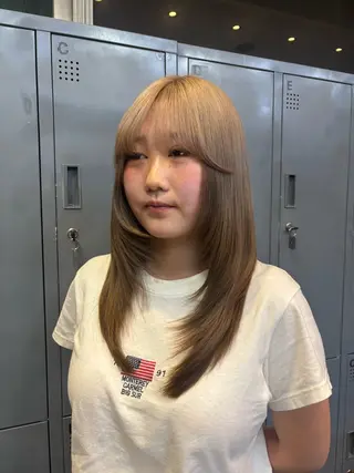 ロング ☘️かわいいハイトー ン☘️nonokaのヘアスタイル