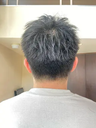 メンズ AIRFLOW WITH THE GARDEN所属・横野 朱音のヘアスタイル