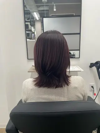 ミディアム カラー 菅野 萌愛のヘアスタイル