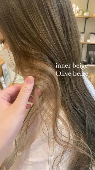 ロング SOLO所属・奈良 彩華のヘアスタイル