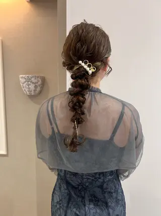 ロング ヘアアレンジ karin🌛ボブ／ 透明感たっぷりカラーのヘアスタイル