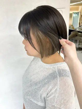 ショート Iris by artina 武蔵小杉店【イリス バイ アルティナ】所属・🎼レイヤー/顔周り カット/nene♬のヘアスタイル