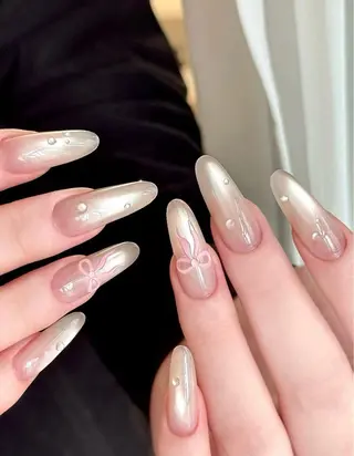 ネイル T. Leeのネイルデザイン