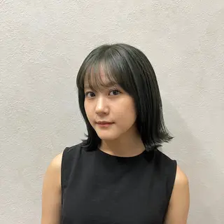 ショート カラー 有田裕真 【ブリーチカラー】のヘアスタイル